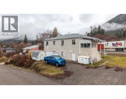 5683 97 Highway, Falkland, BC V0E1W0 Photo 47