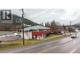 5683 97 Highway, Falkland, BC V0E1W0 Photo 50