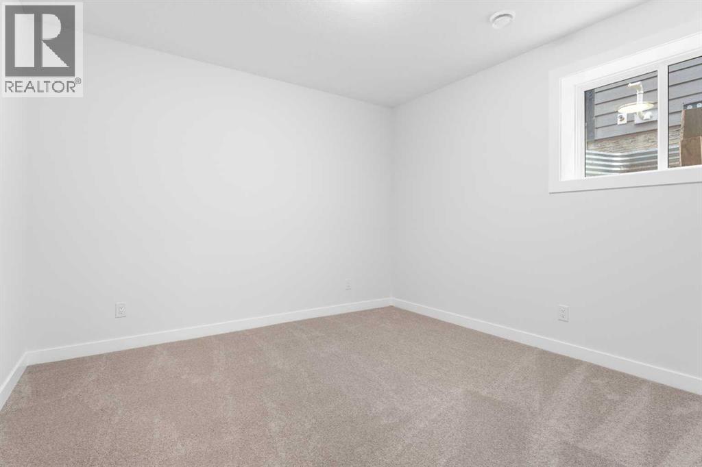 297 Riviera Way, Cochrane