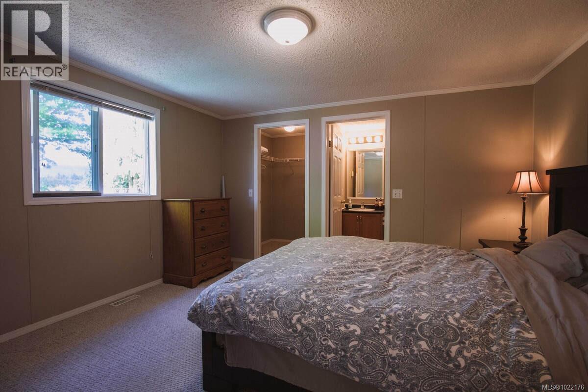 981 Pratt Rd, Hilliers