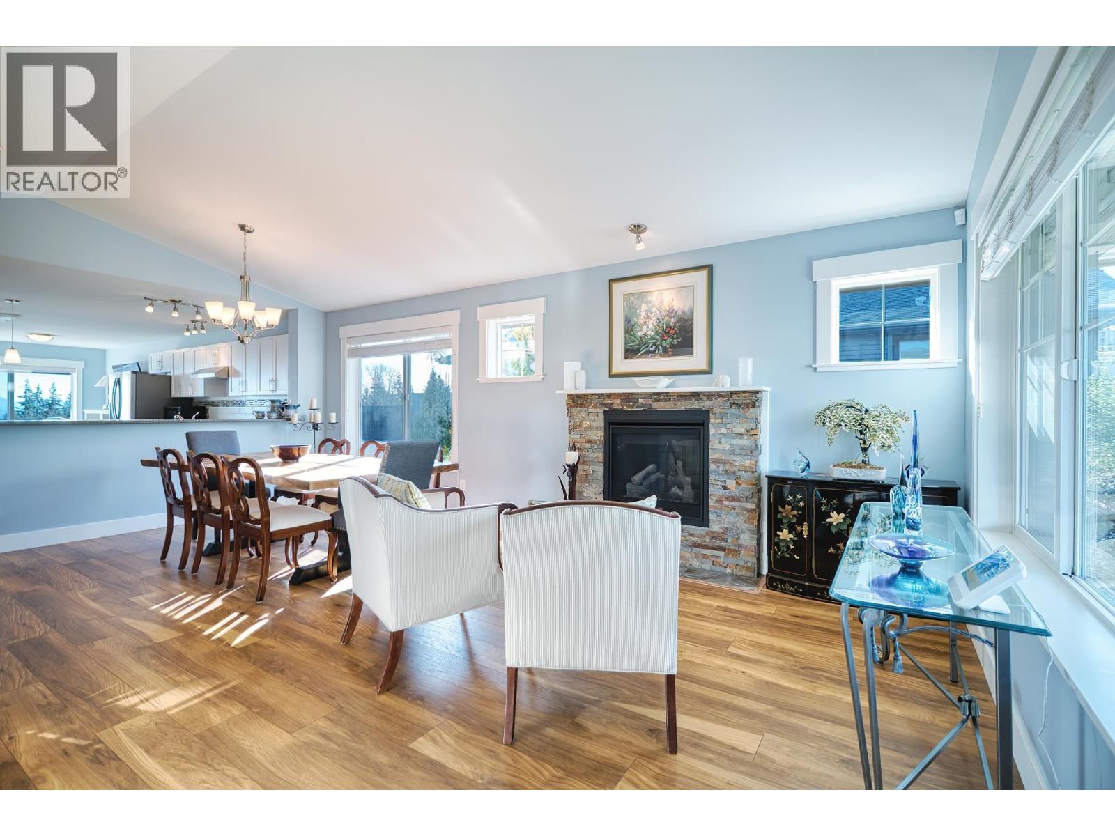 6263 APOLLO ROAD, Sechelt