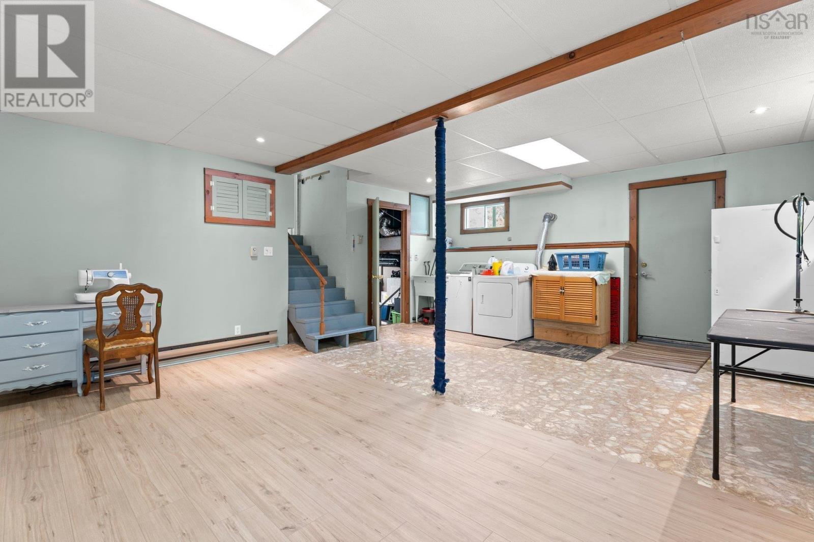 Property 31 of 51 of 193 Glen Road