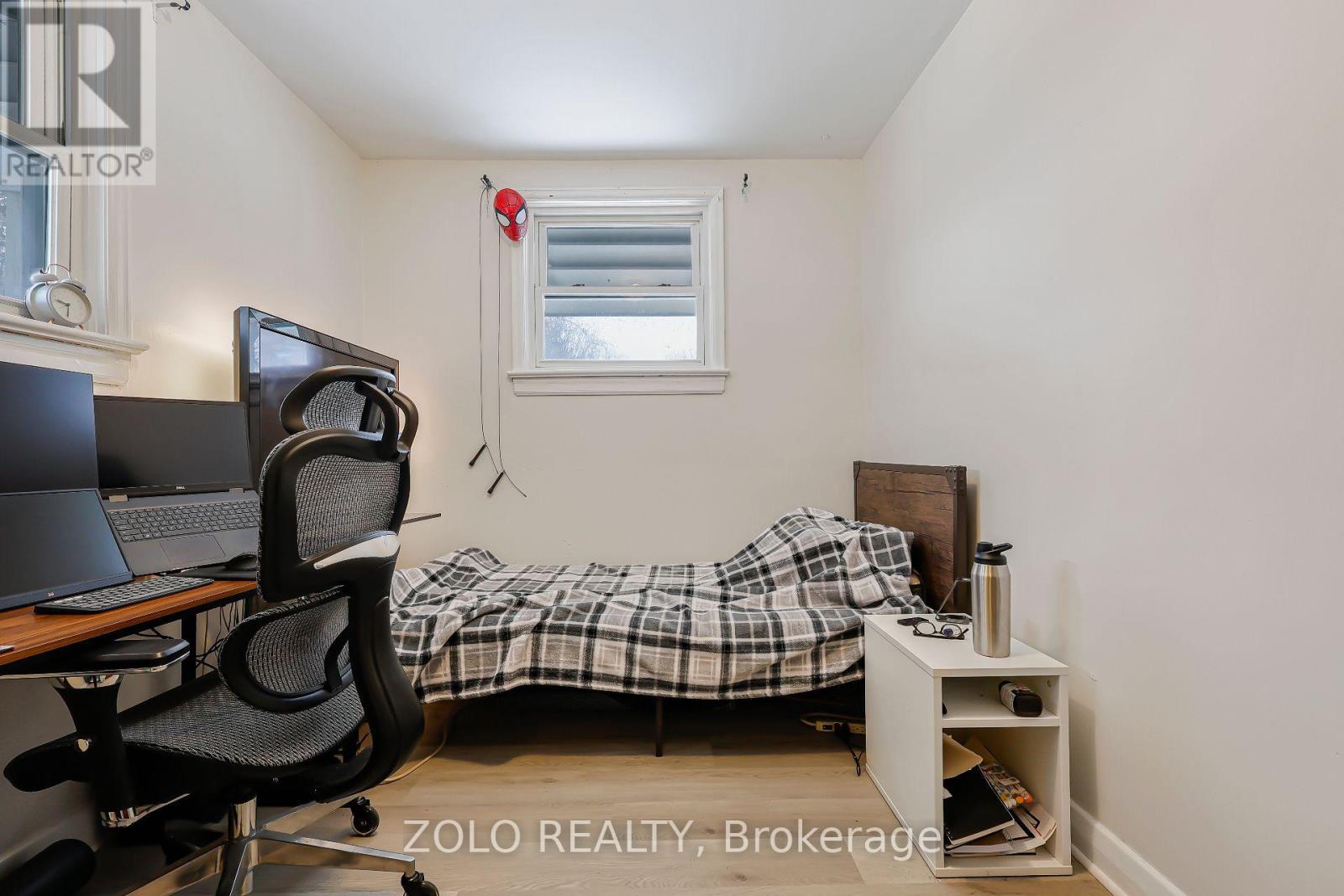 129 ROEHAMPTON AVENUE - 14