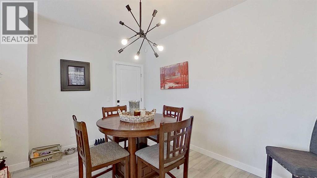 184 Emberside Place, Cochrane