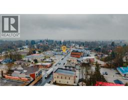 250 Main Street S, Mount Forest, ON N0G2L0 Photo 7