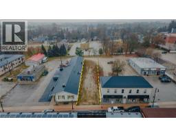 250 Main Street S, Mount Forest, ON N0G2L0 Photo 8