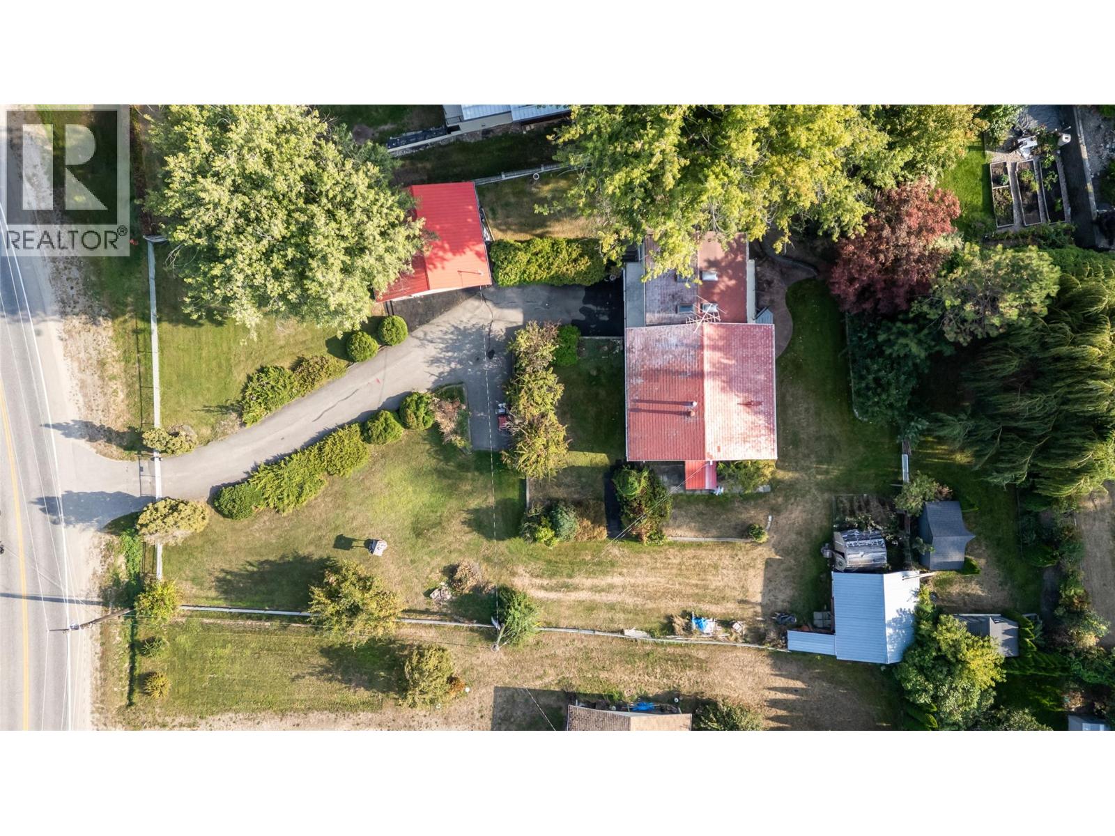 2602 Blind Bay Road, Blind Bay