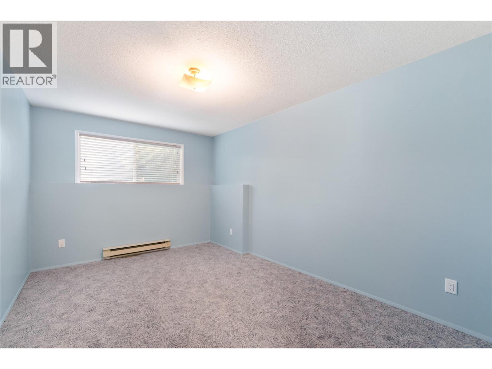  2662 CENTENNIAL Drive, Blind Bay