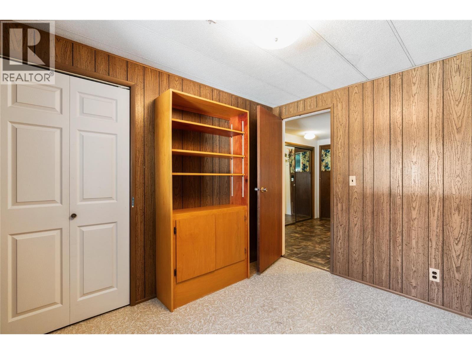  2662 CENTENNIAL Drive, Blind Bay