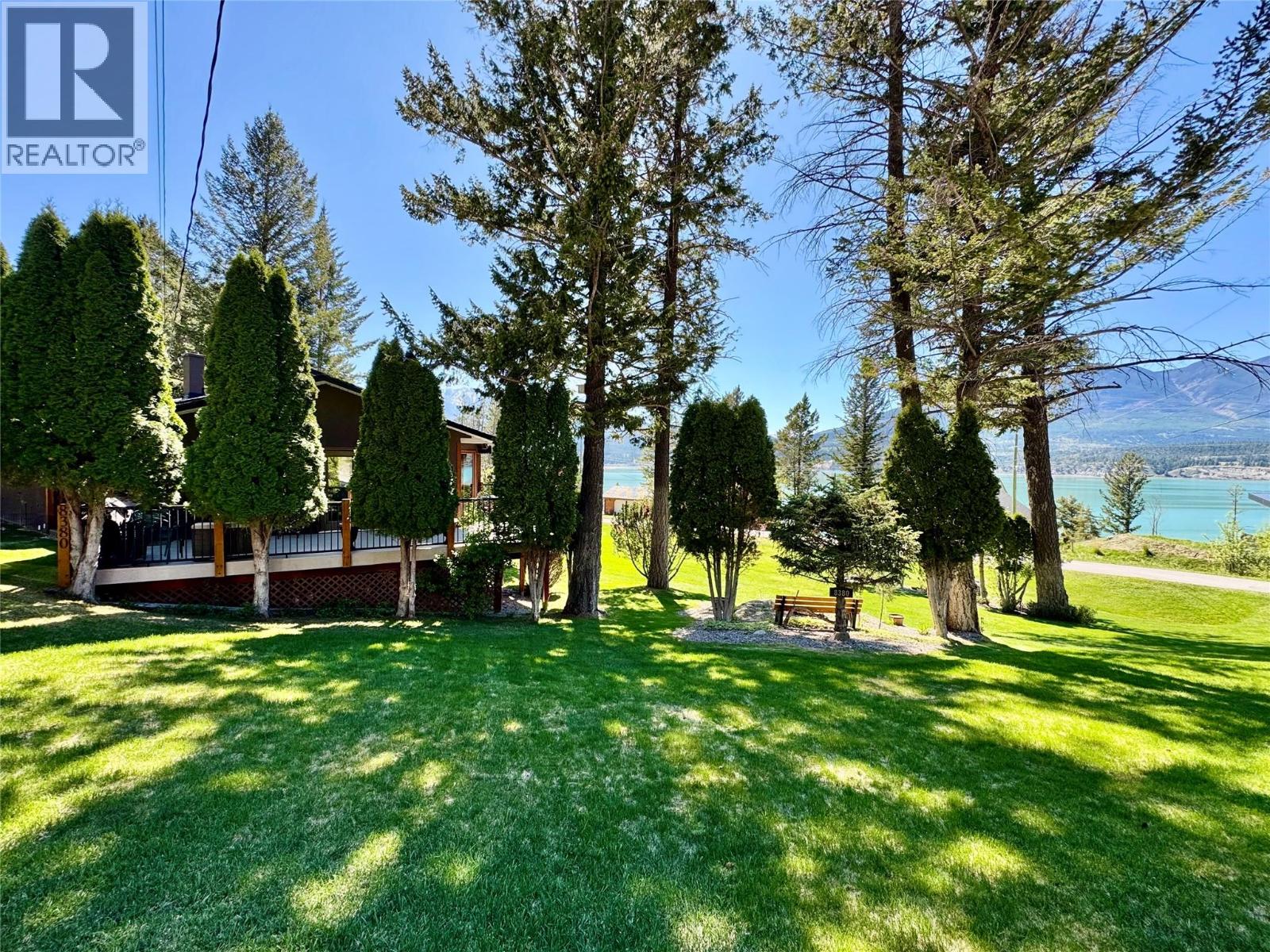 8380 RICHARDSON Crescent - 10