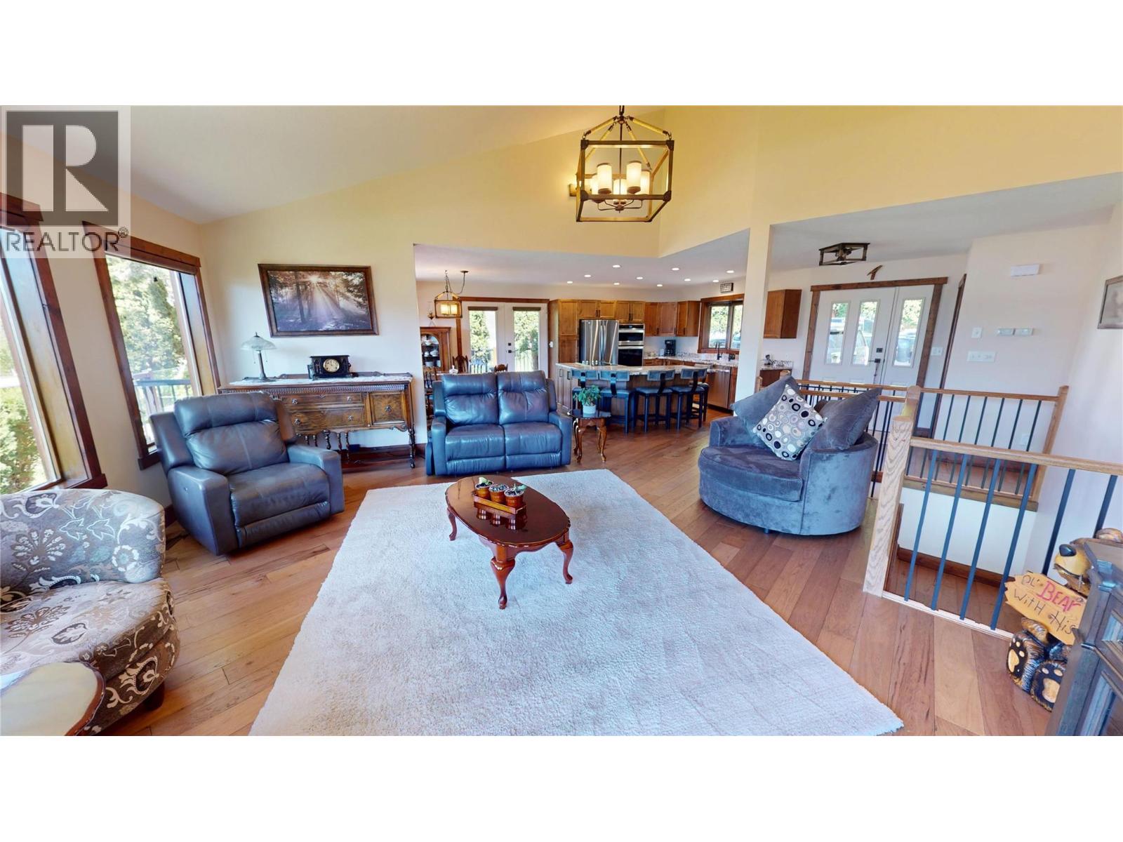 8380 RICHARDSON CRESCENT - 19