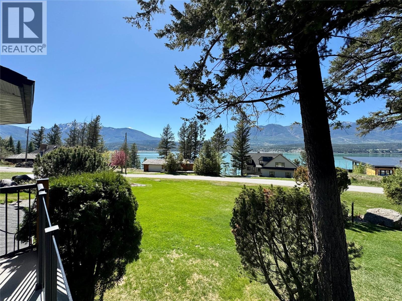 8380 RICHARDSON CRESCENT - 8