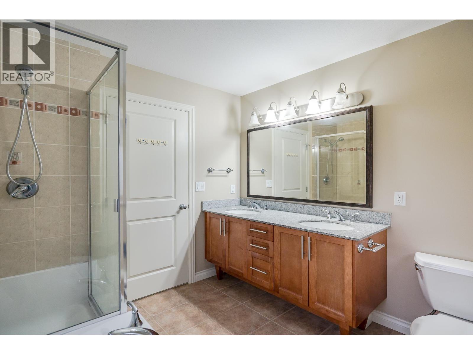 #10-7060 BRIDGE Street, Richmond