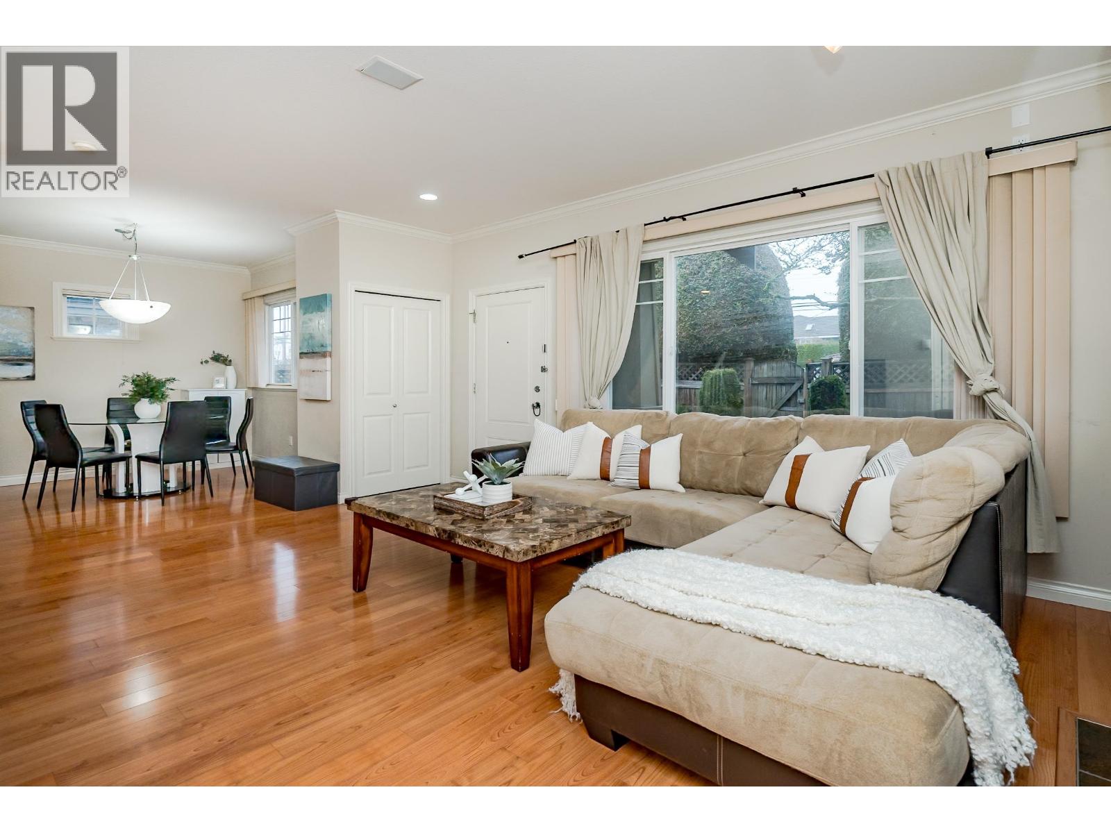 #10-7060 BRIDGE Street, Richmond