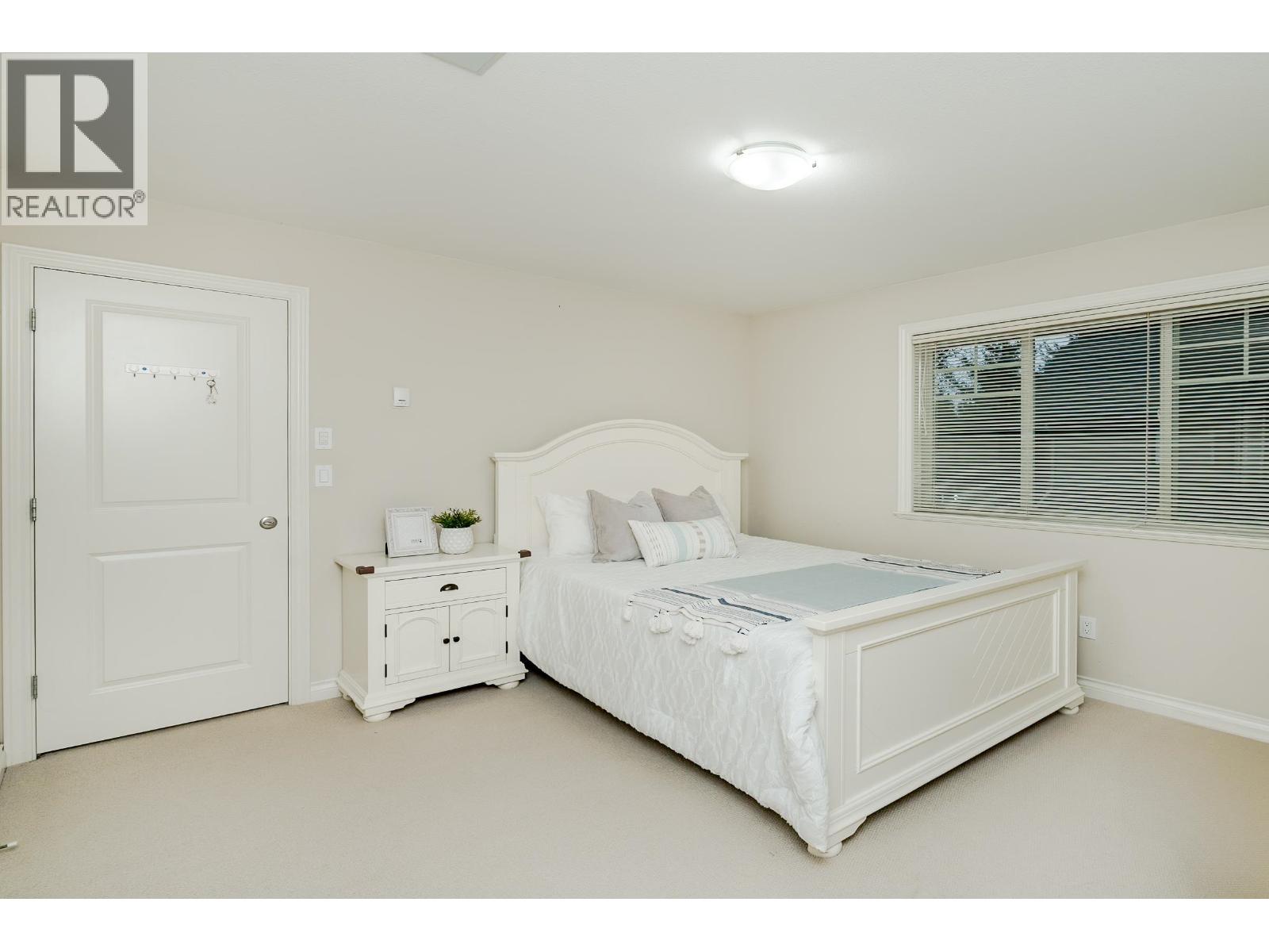 #10-7060 BRIDGE Street, Richmond