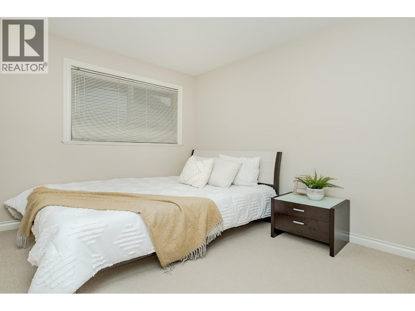 #10-7060 BRIDGE Street, Richmond