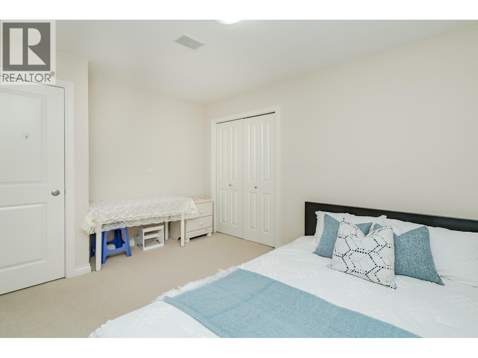 #10-7060 BRIDGE Street, Richmond