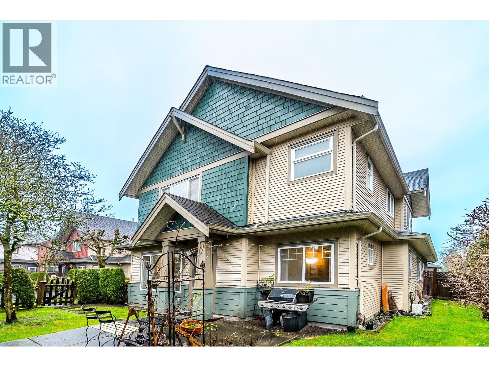 #10-7060 BRIDGE Street, Richmond