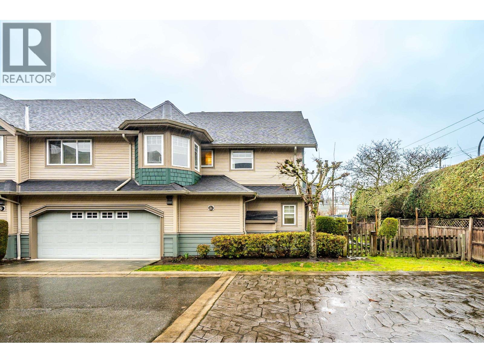 #10-7060 BRIDGE Street, Richmond