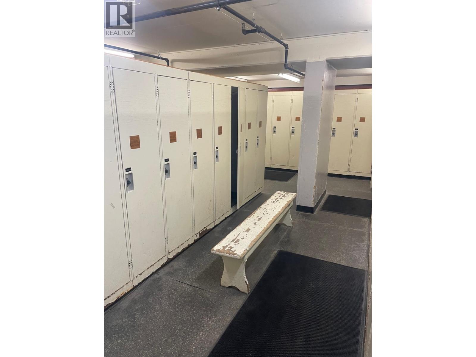 304 Week 2-4910 SPEARHEAD PLACE, Whistler