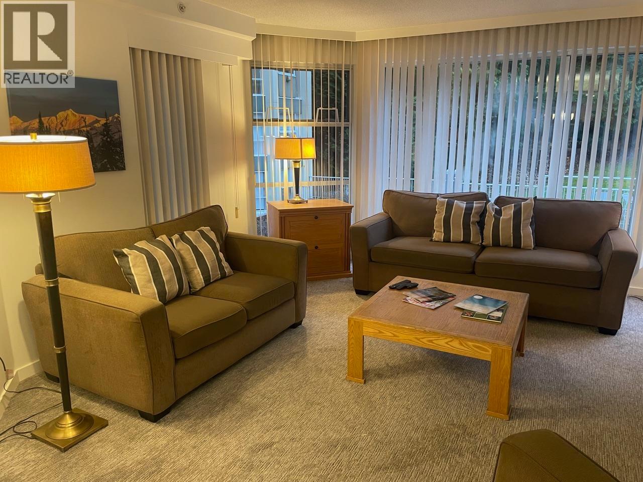 304 Week 2-4910 SPEARHEAD PLACE, Whistler