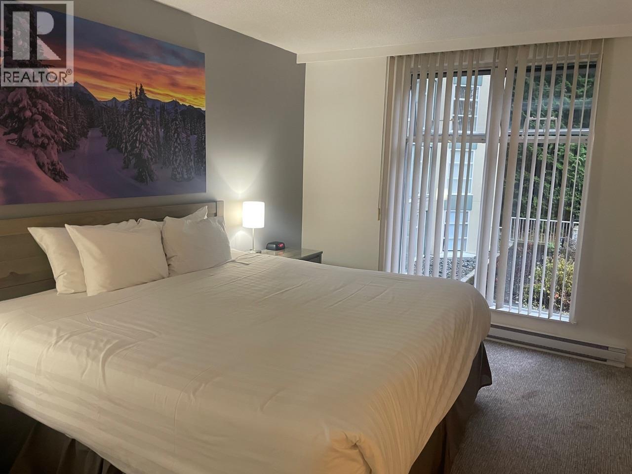 304 Week 2-4910 SPEARHEAD PLACE, Whistler