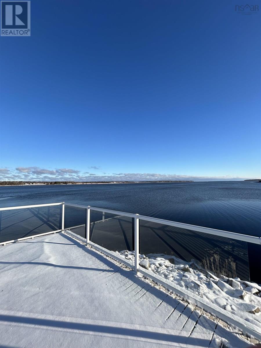 Property 10 of 49 of 13953 Highway 6