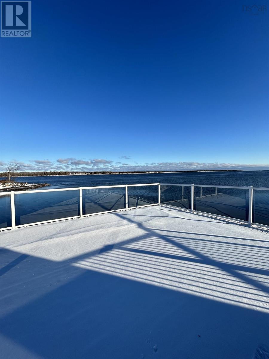 Property 8 of 49 of 13953 Highway 6