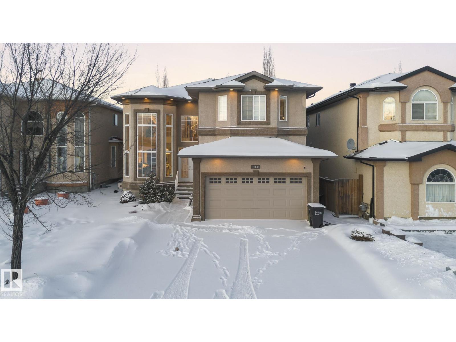 13608 160 AV NW, Edmonton