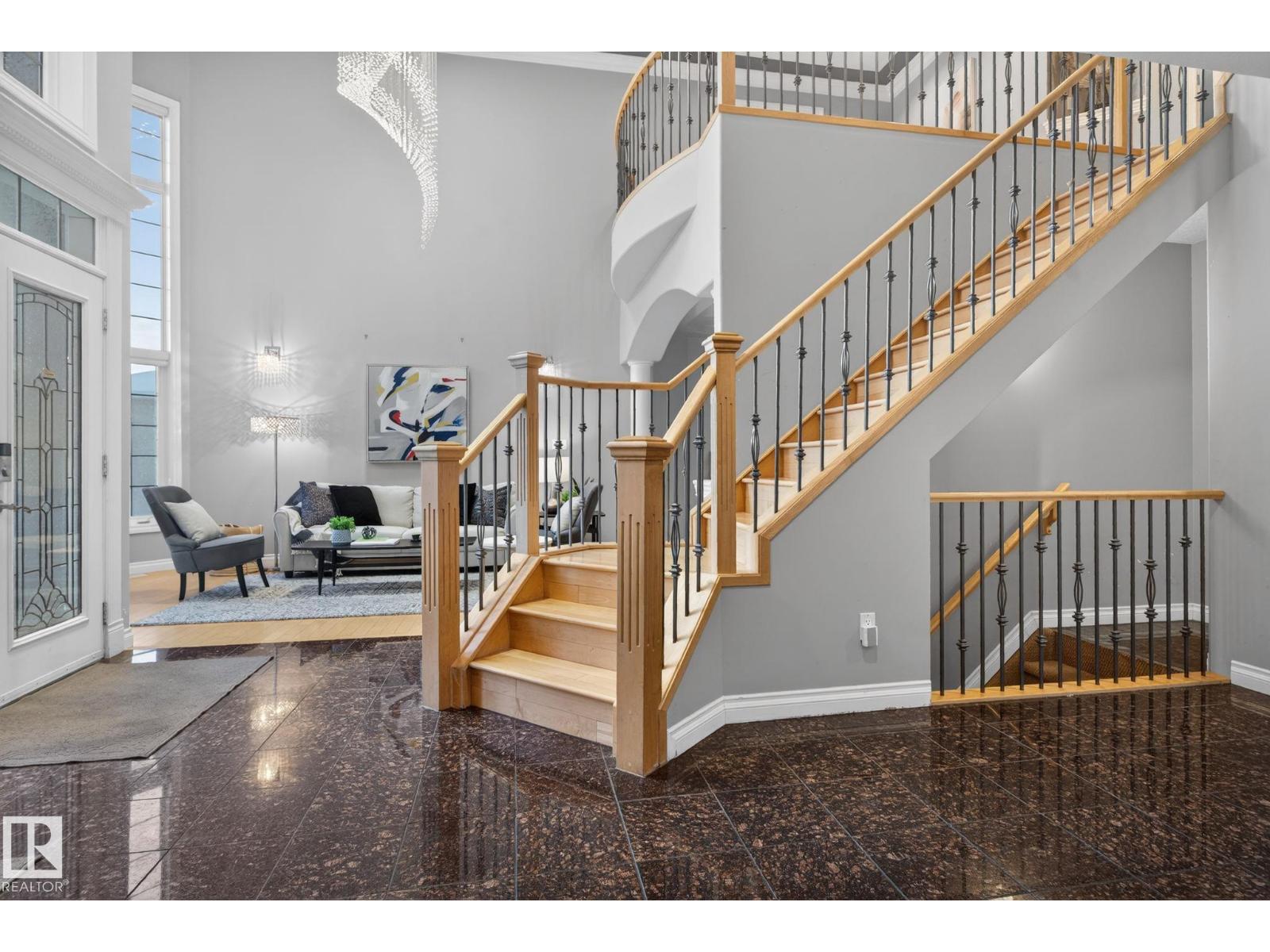 13608 160 AV NW, Edmonton