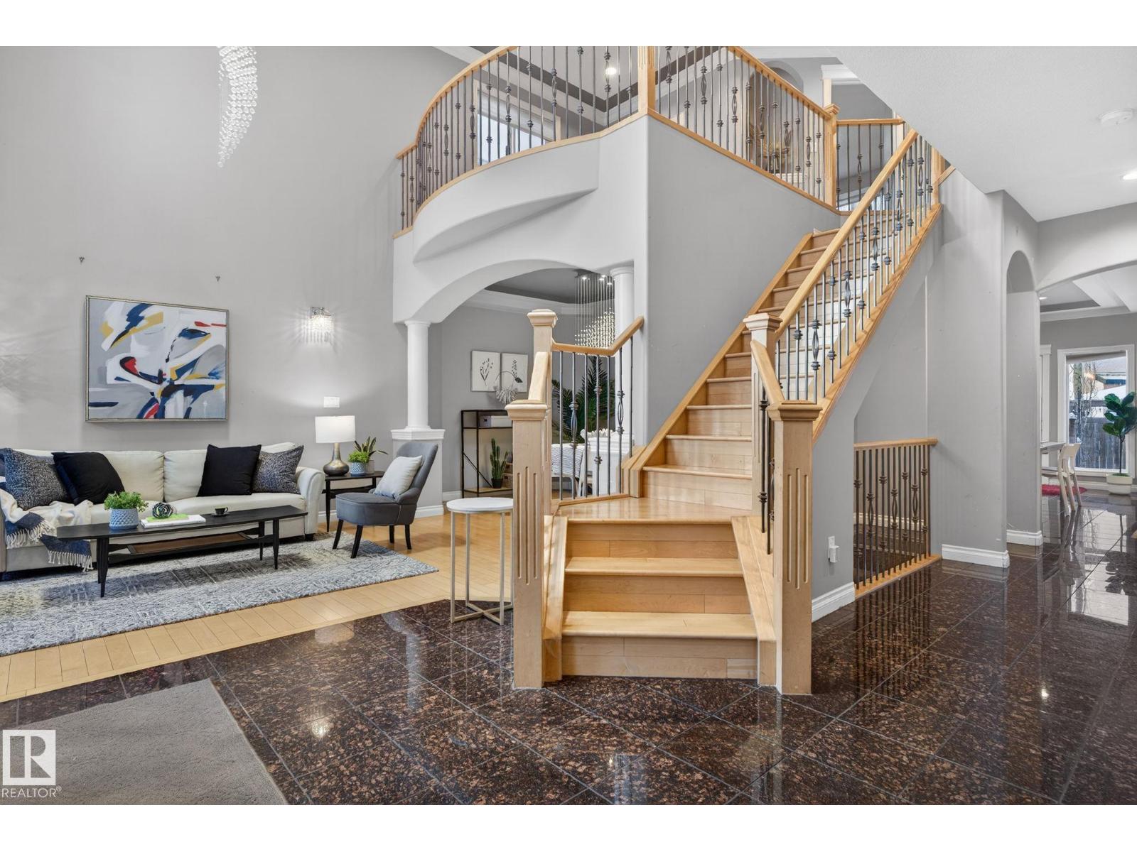 13608 160 AV NW, Edmonton