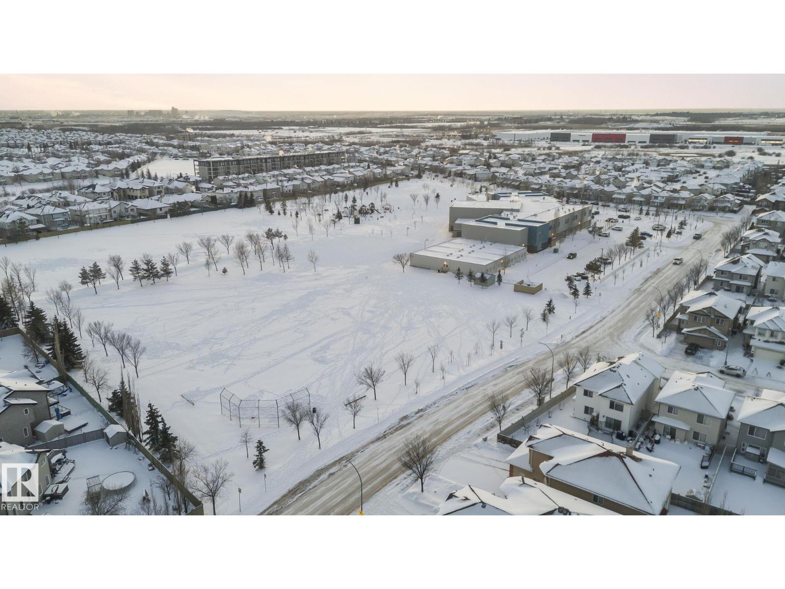 13608 160 AV NW, Edmonton