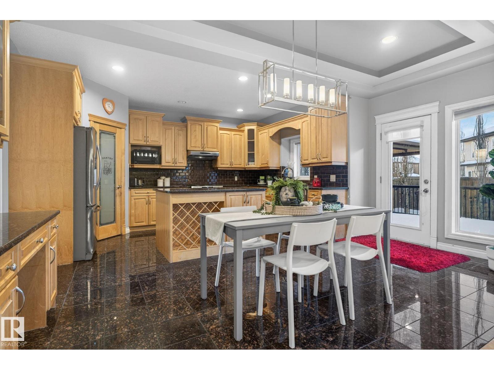 13608 160 AV NW, Edmonton