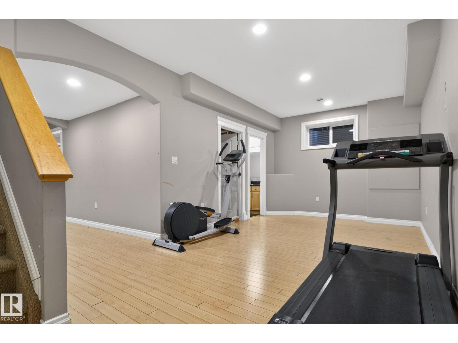 13608 160 AV NW, Edmonton