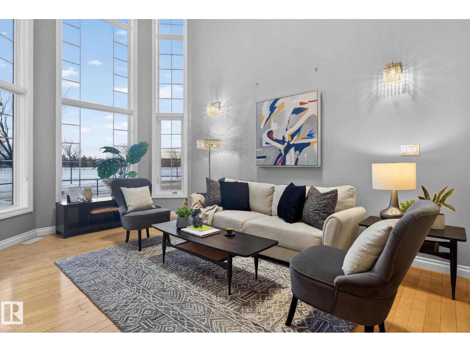 13608 160 AV NW, Edmonton