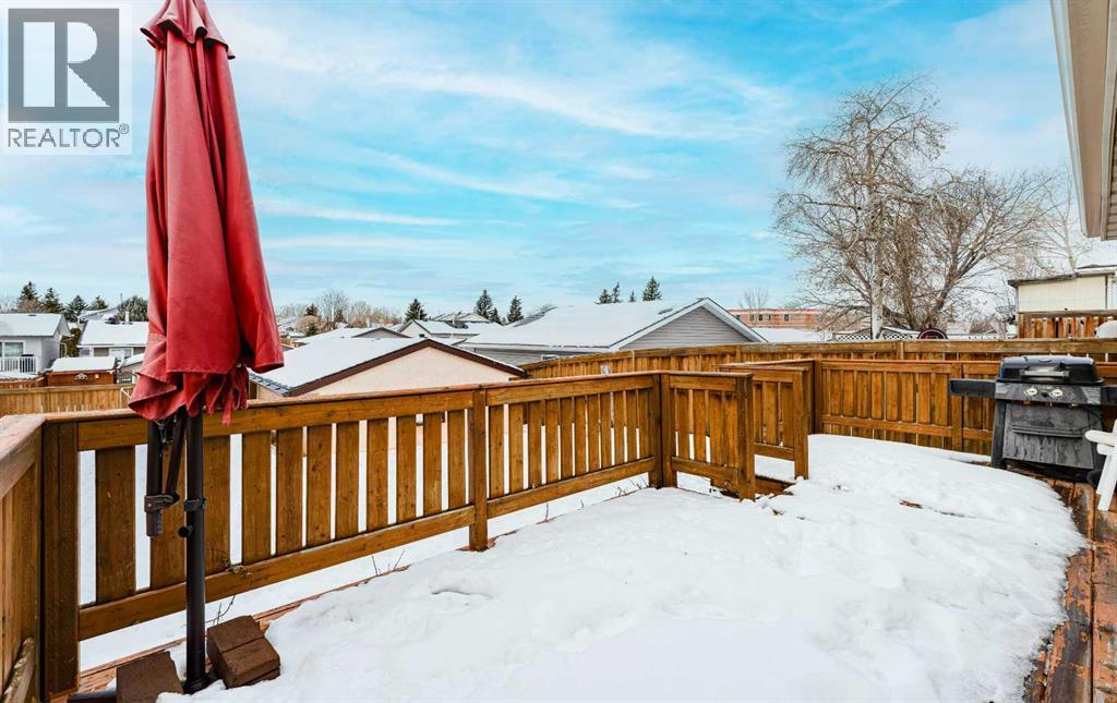 Single Family House Bungalow for Sale in  Falton Way NE Falconridge Calgary 