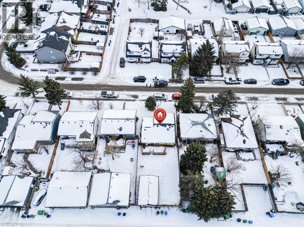 Single Family House Bungalow for Sale in  Falton Way NE Falconridge Calgary 