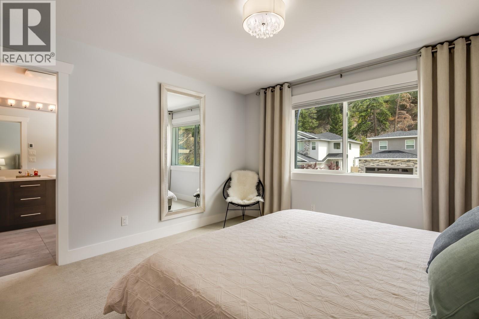 3118 Riesling Way, West Kelowna