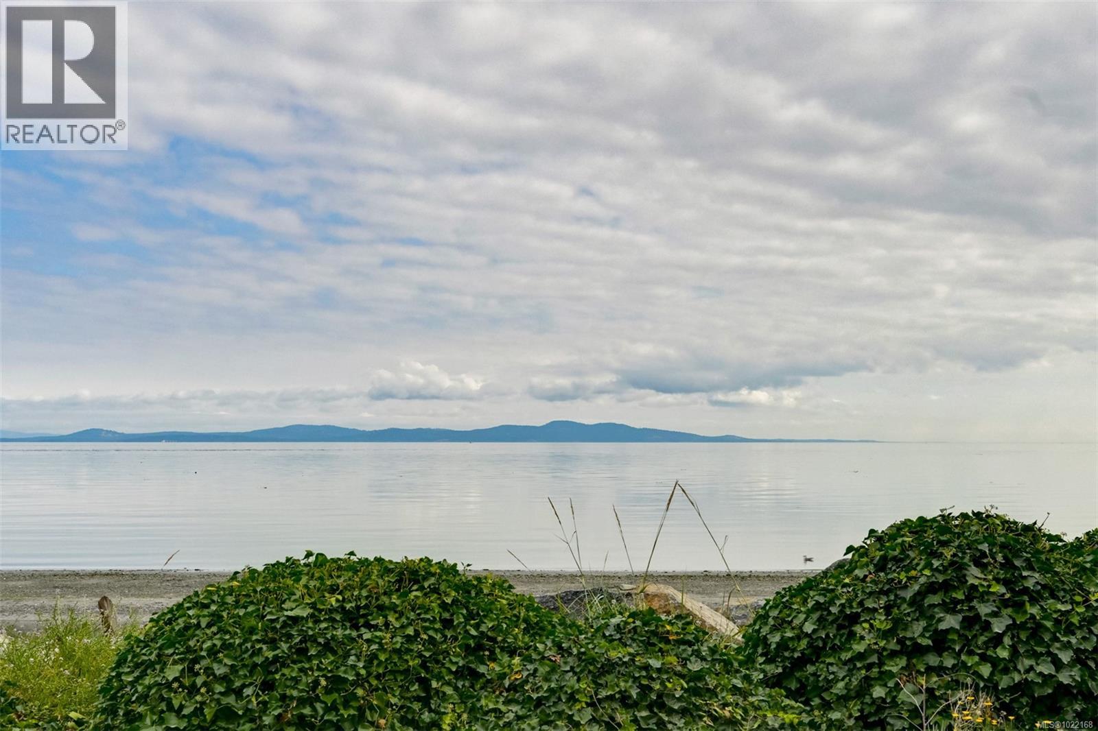 5037 Cordova Bay Rd, Saanich