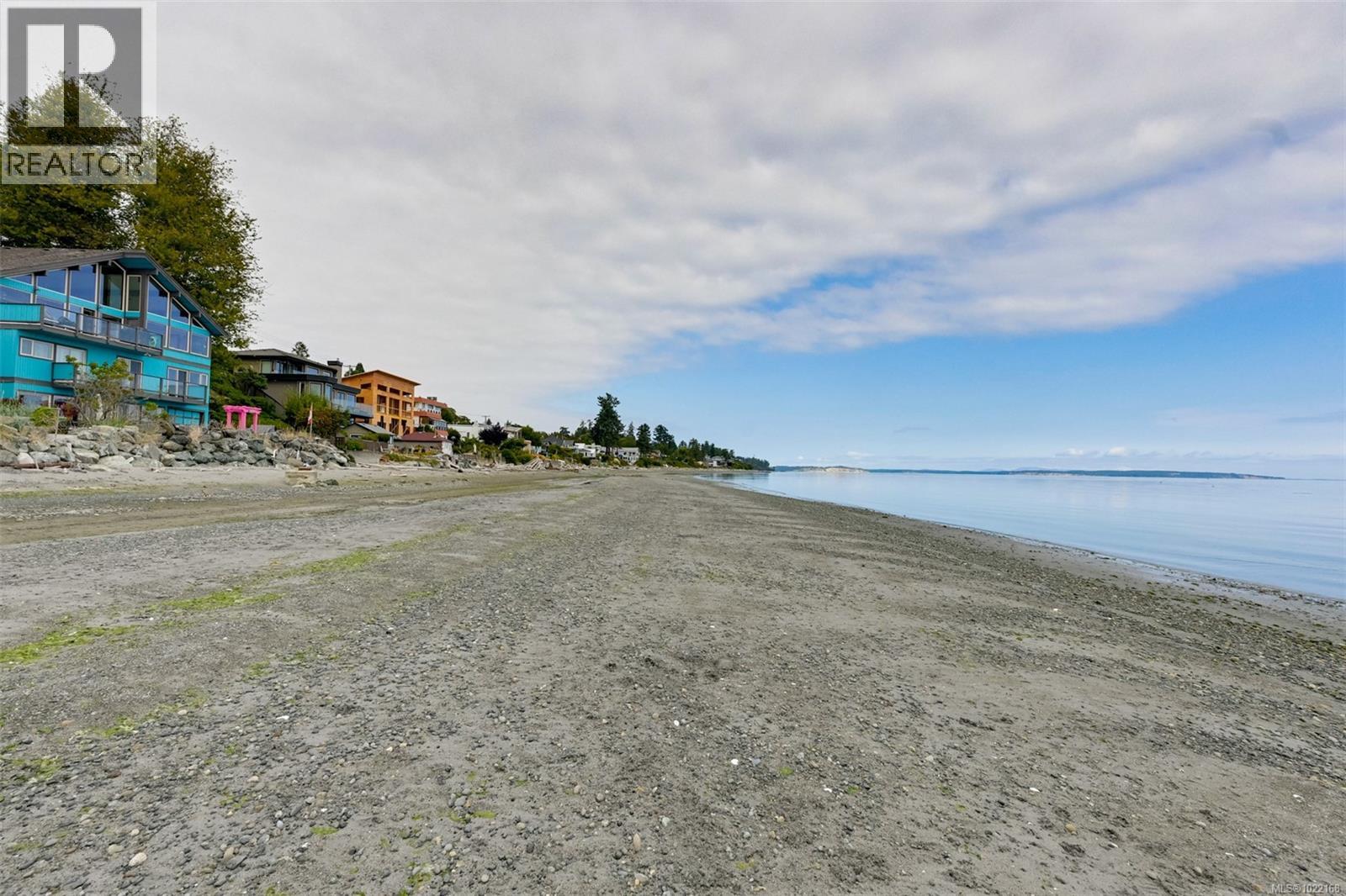 5037 Cordova Bay Rd, Saanich