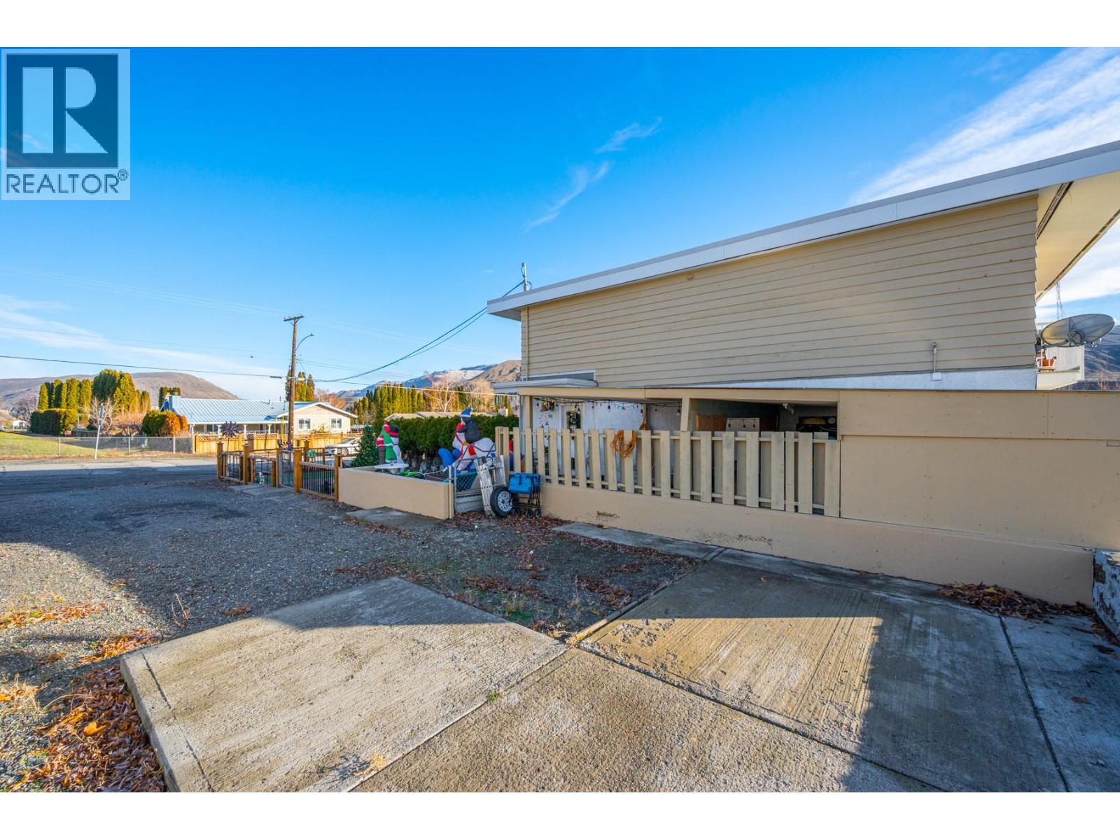 825 HILL Street Unit# 211, Ashcroft