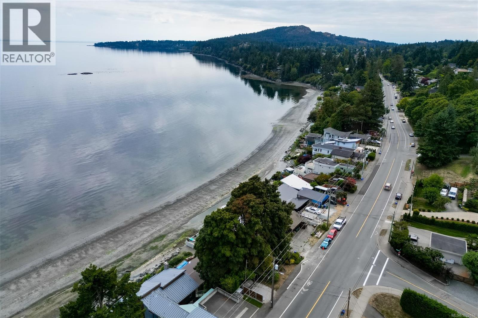 5037 Cordova Bay Rd, Saanich