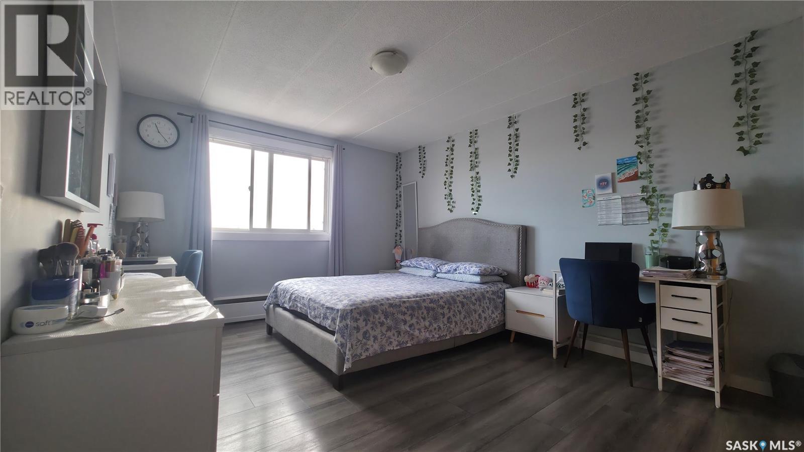 #17 2620 5TH AVENUE N - 10