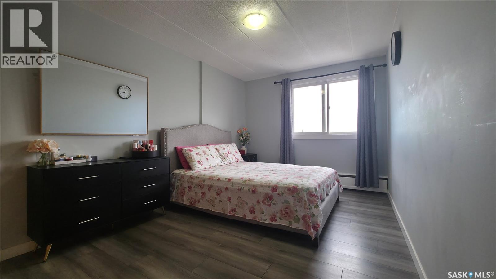 #17 2620 5TH AVENUE N - 8