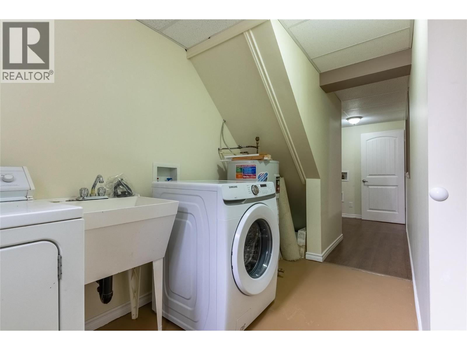 1605 Summit Drive Unit# 72, Kamloops