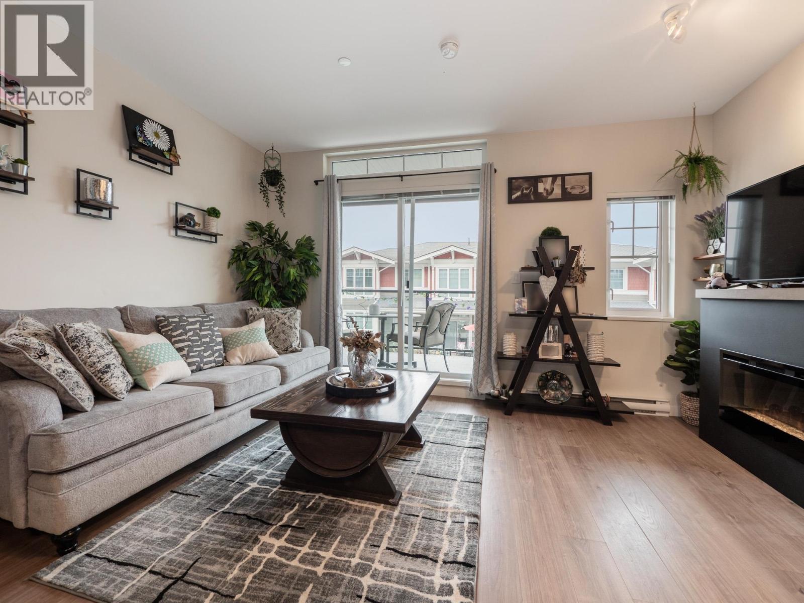 5934 OLDMILL LANE, Sechelt