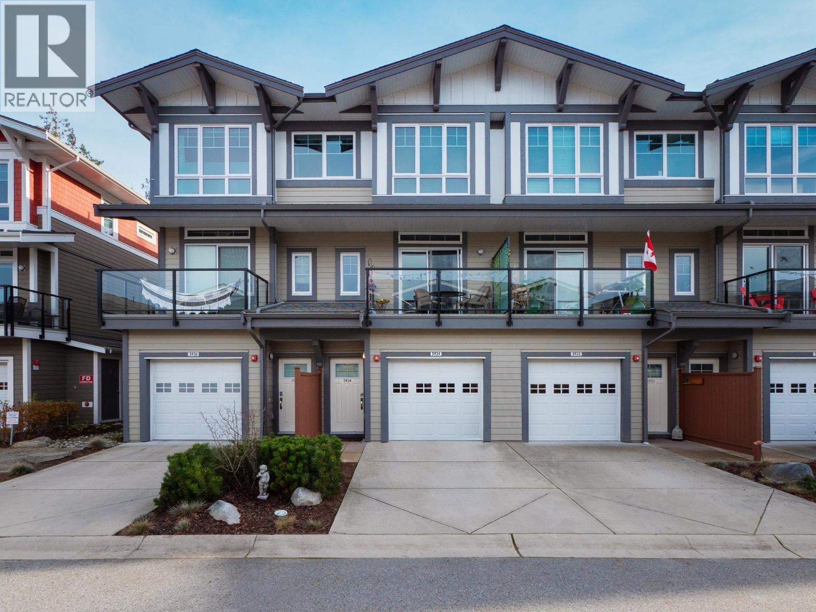 5934 OLDMILL LANE, Sechelt