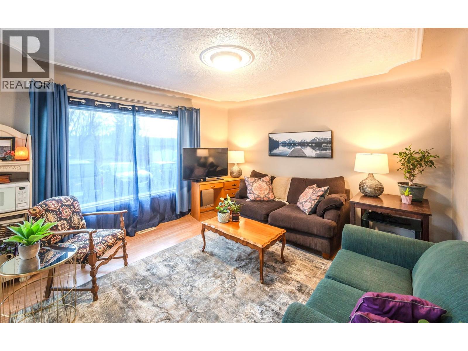 6404 Spartan Street, Oliver