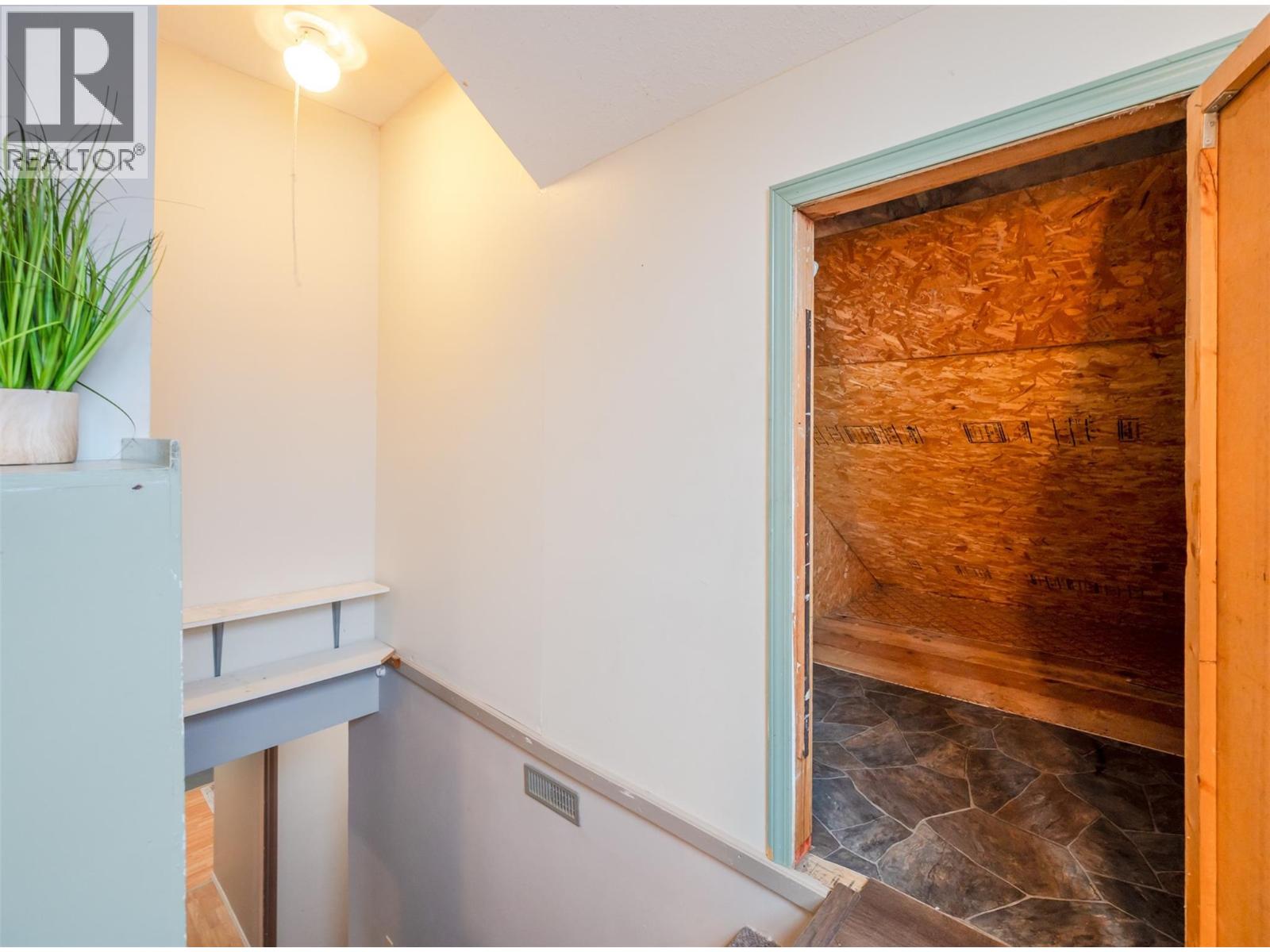 6404 Spartan Street, Oliver