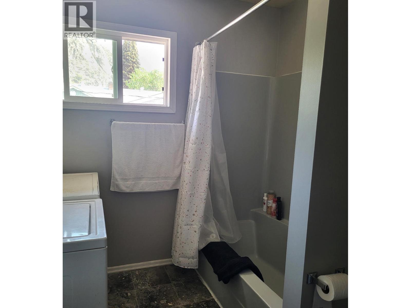 6404 Spartan Street, Oliver